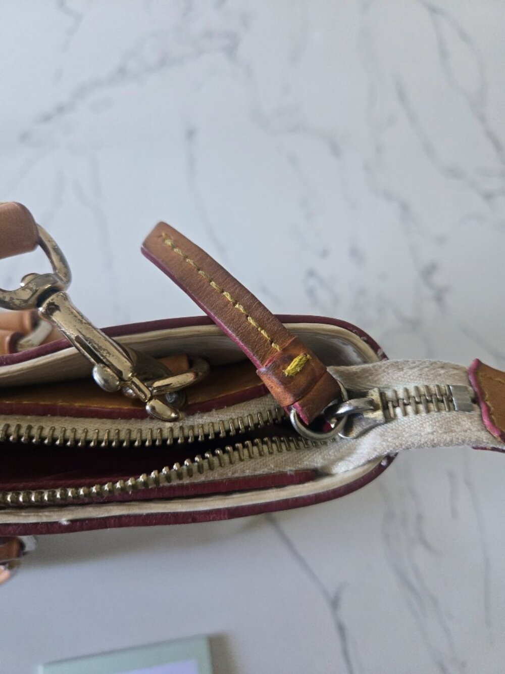 DOONEY & BOURKE - Picture 5 of 16